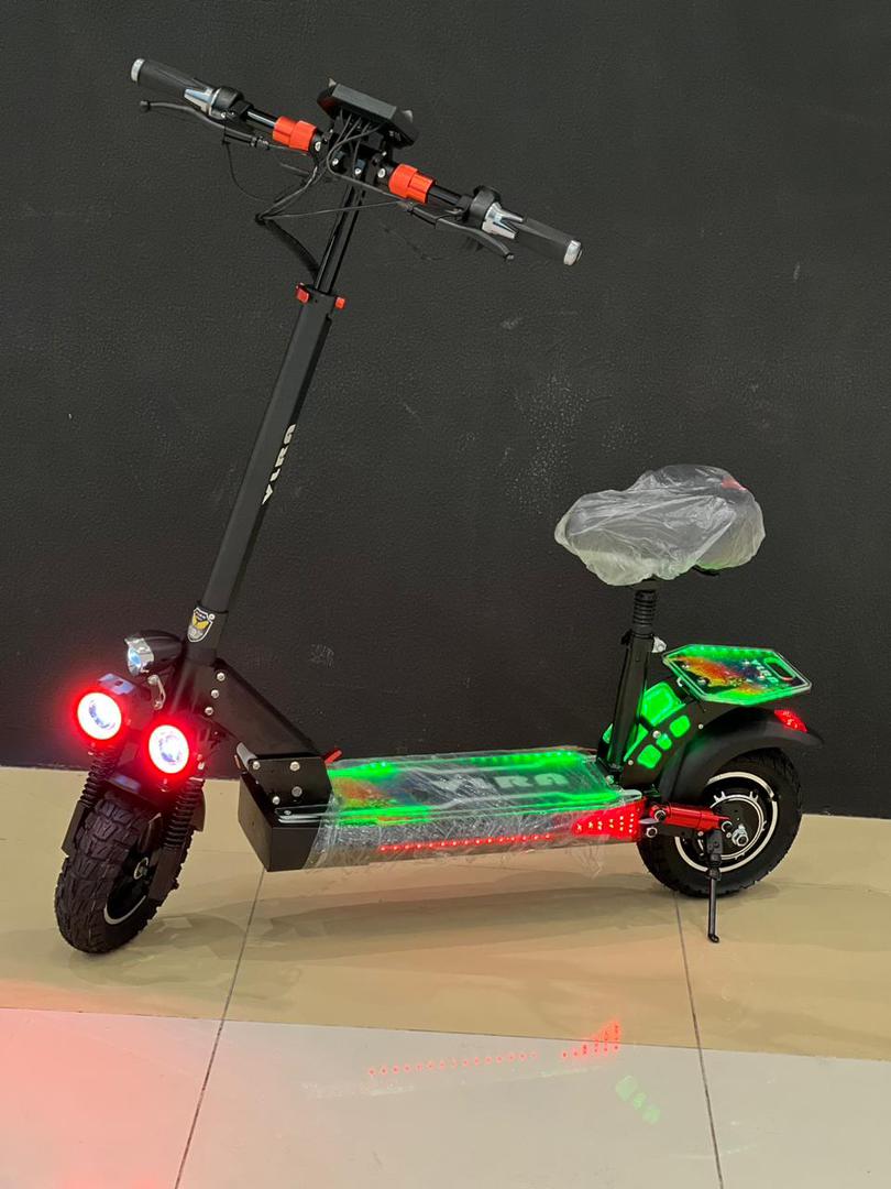 اسکوتر برقی صندلی دار