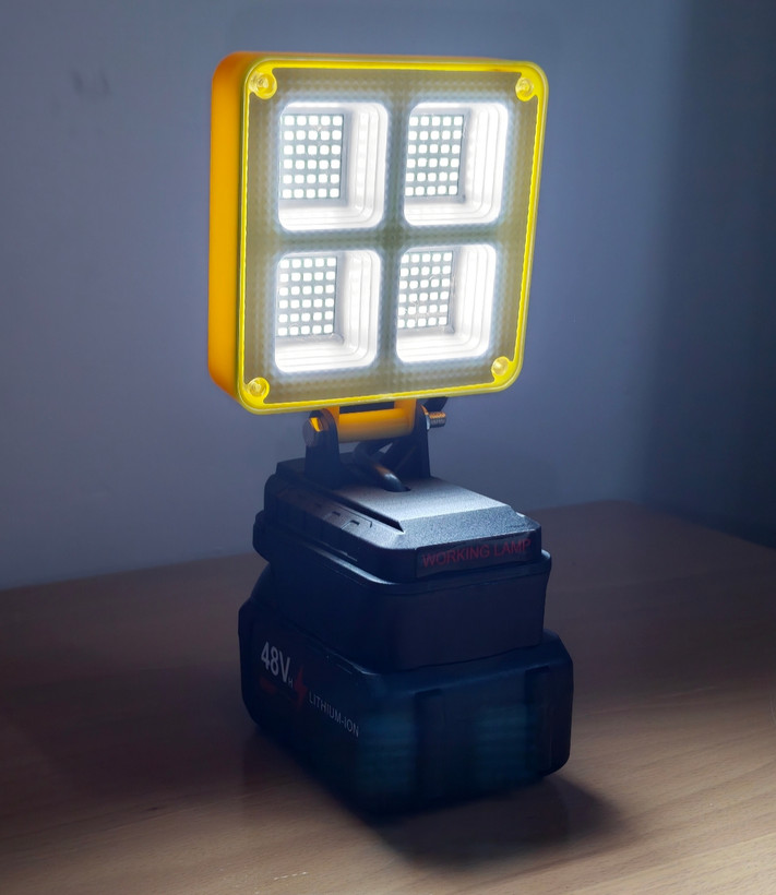 چراغ کمپ شارژی پروژکتور 4 شبکه باتری جداشونده مدل working lamp