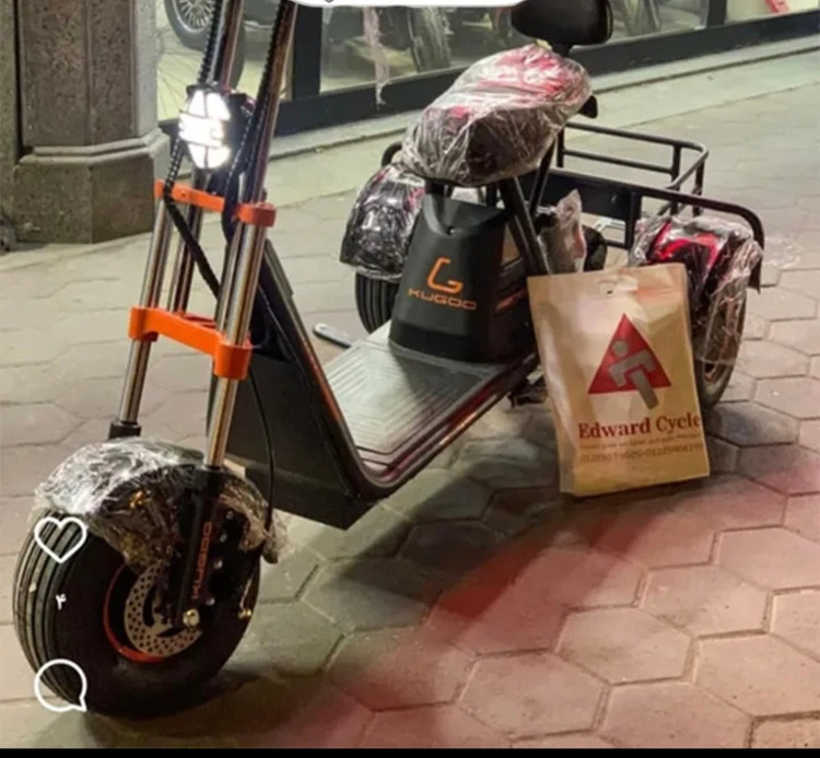 سه چرخه برقی کوگو مدل هارلی C4